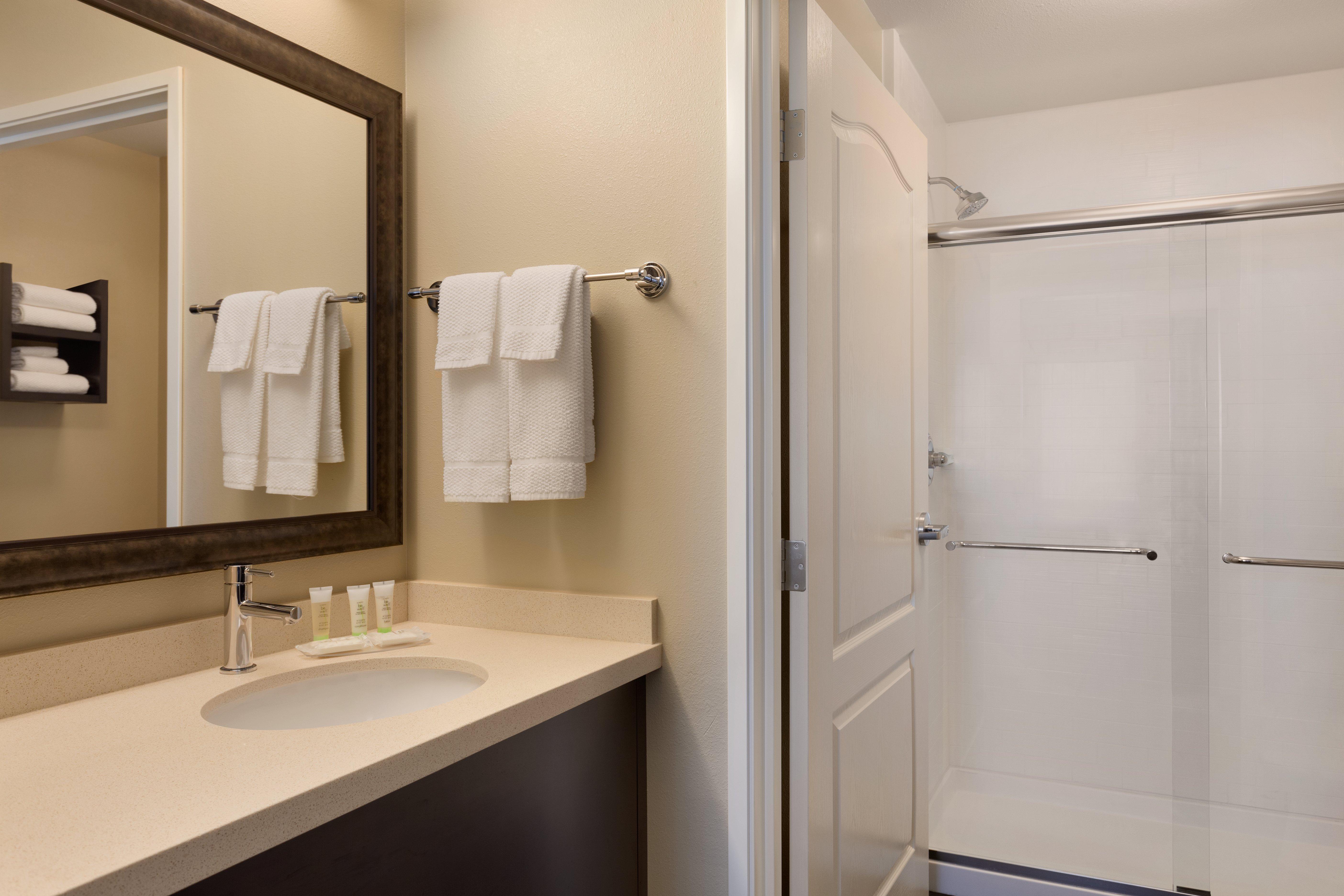 Staybridge Suites Midland By Ihg Bagian luar foto