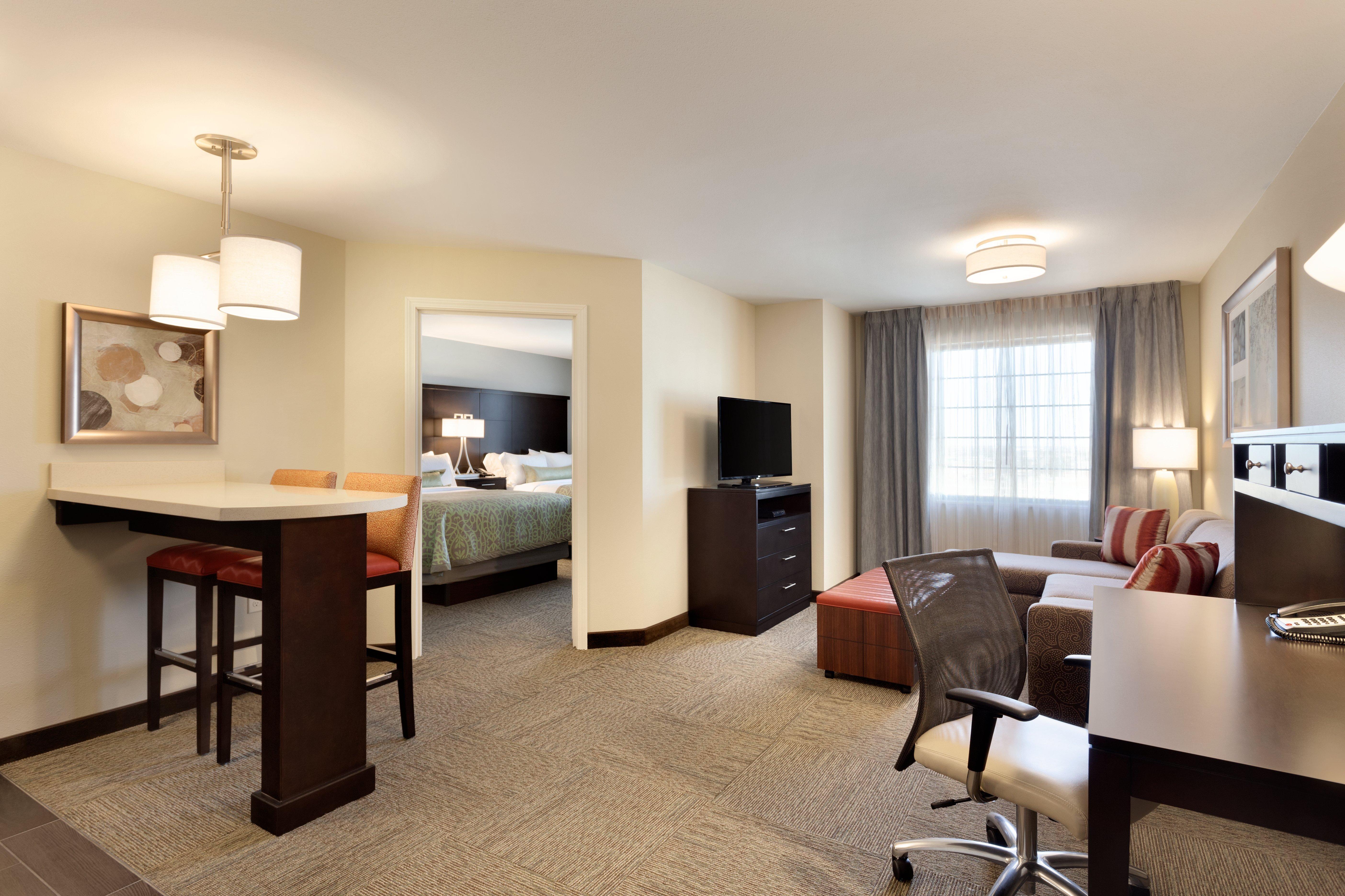Staybridge Suites Midland By Ihg Bagian luar foto
