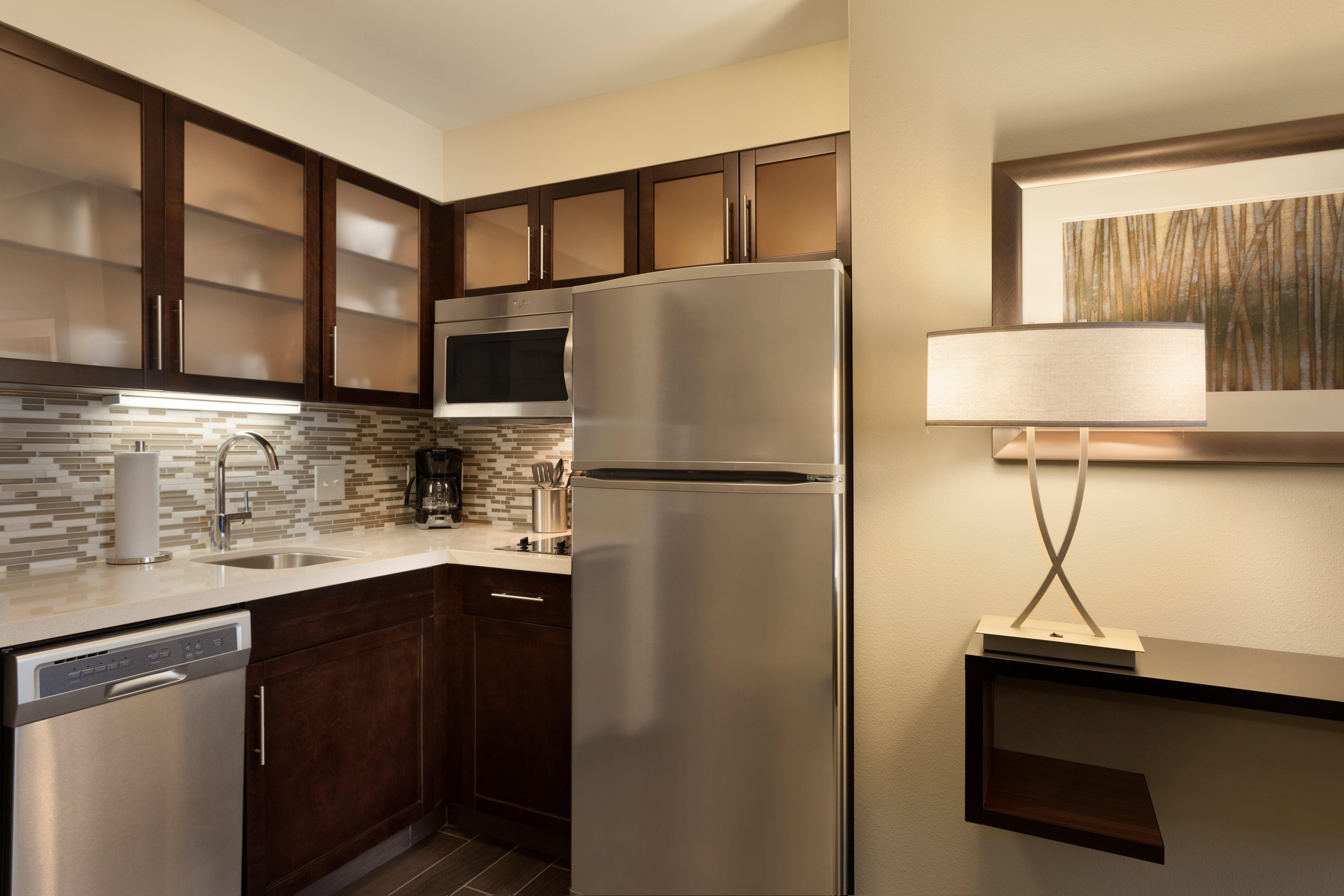 Staybridge Suites Midland By Ihg Bagian luar foto