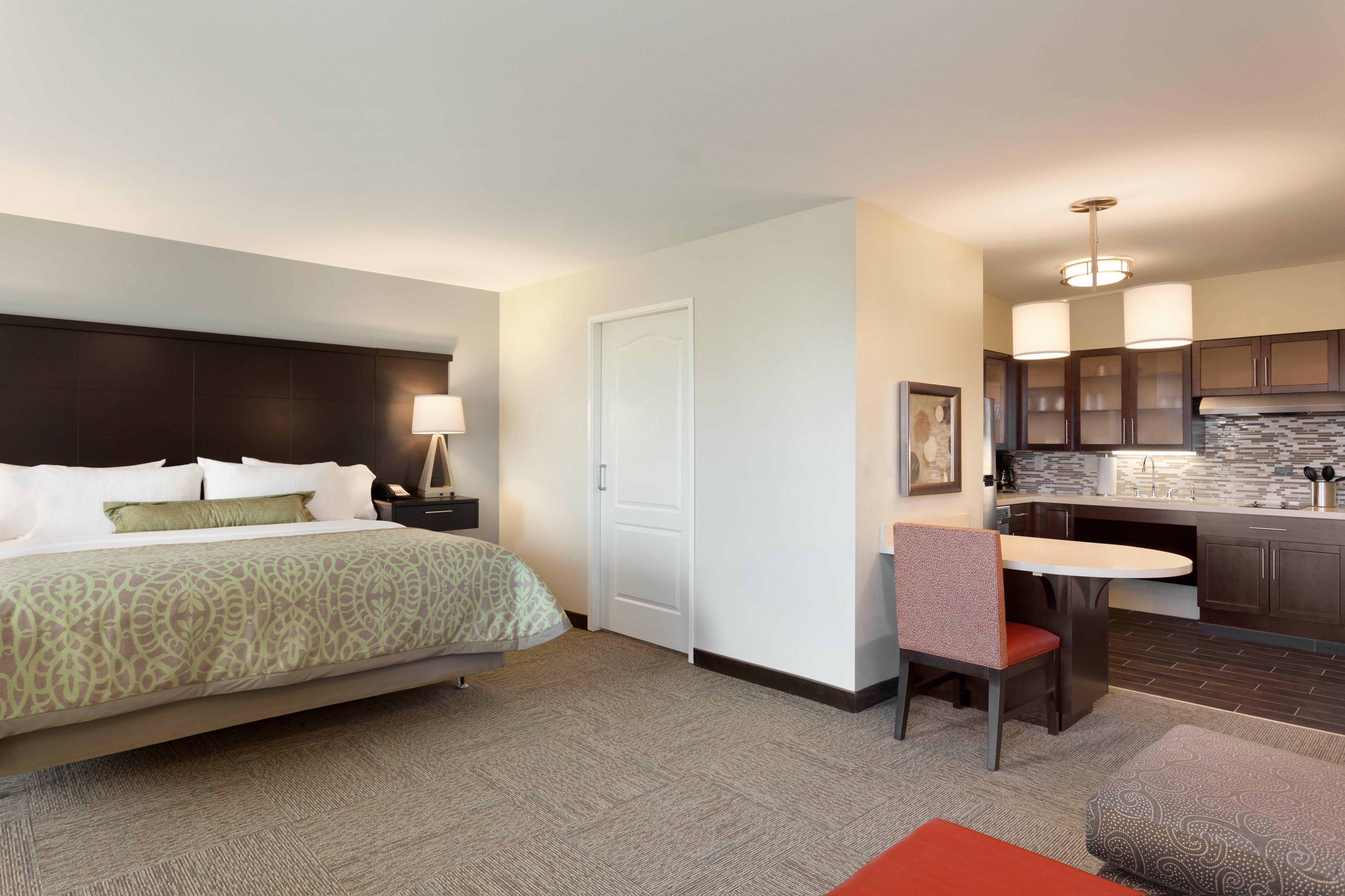 Staybridge Suites Midland By Ihg Bagian luar foto