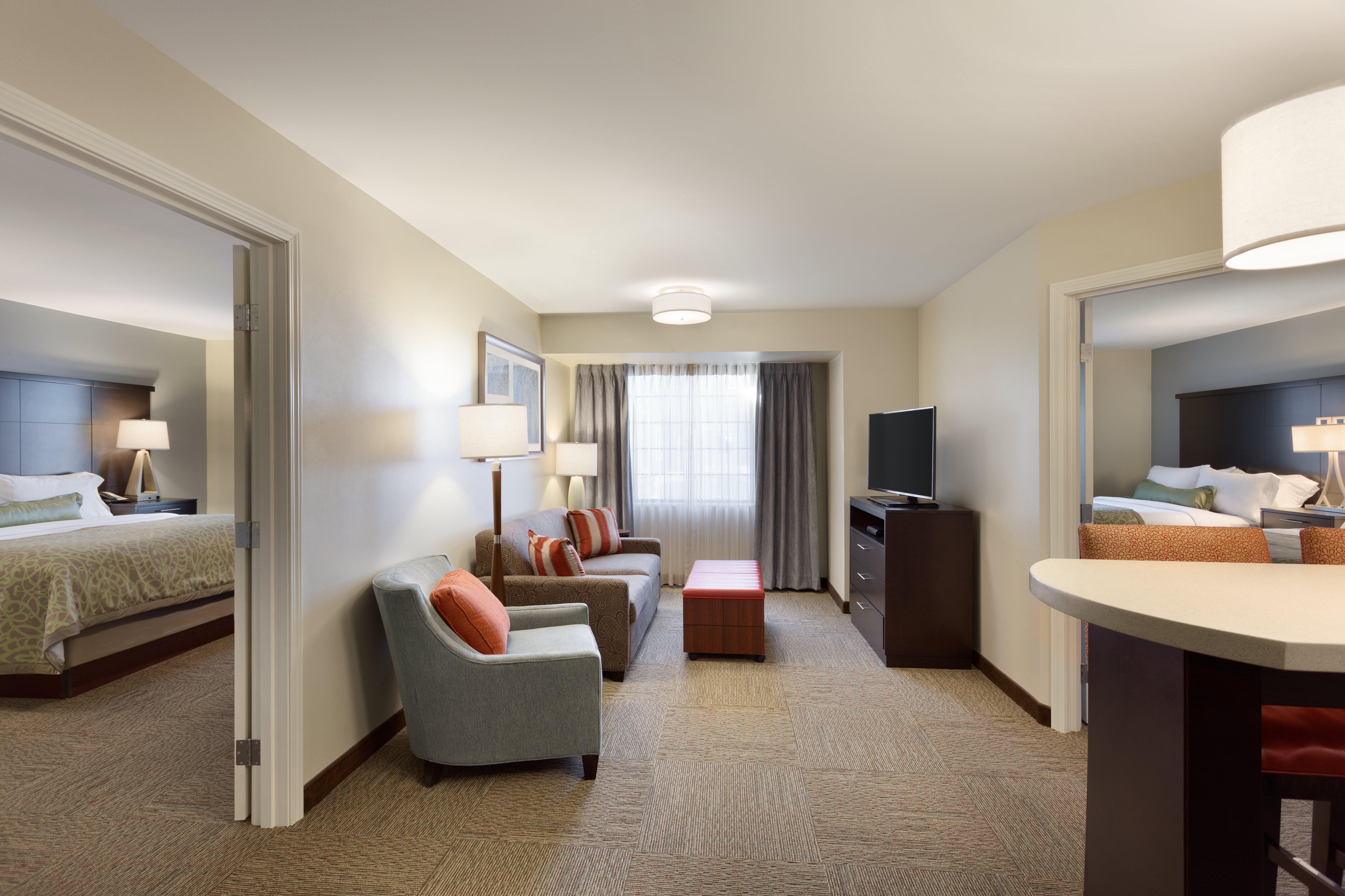 Staybridge Suites Midland By Ihg Bagian luar foto