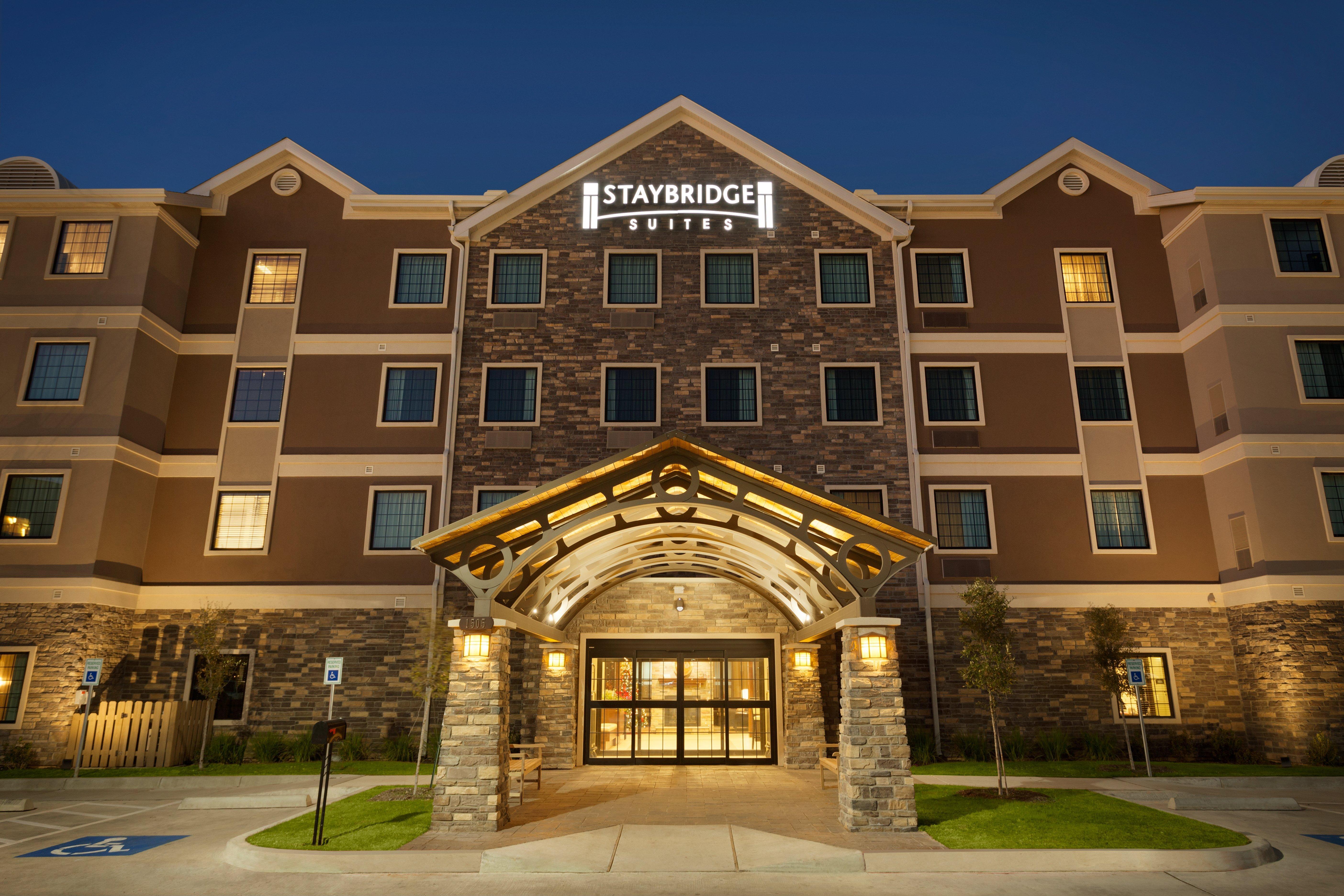 Staybridge Suites Midland By Ihg Bagian luar foto